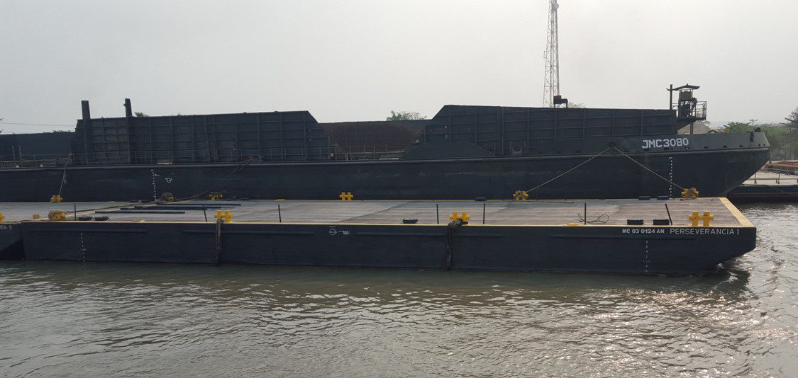 Barcaza Perseverancia Proyectos / Serport / Buceo comercial